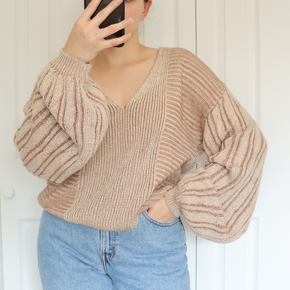 Free People Sweater - Picture 6 of 10